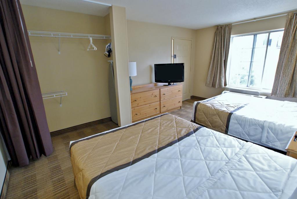 Extended Stay America Select Suites - Atlanta - Cumberland Mall Смирна Екстериор снимка
